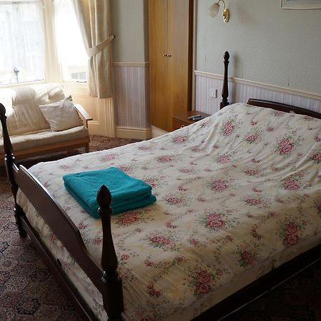 The Captain Guesthouse Scarborough Dış mekan fotoğraf