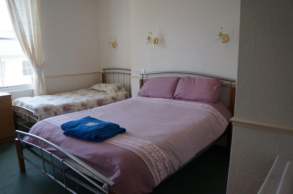 The Captain Guesthouse Scarborough Dış mekan fotoğraf