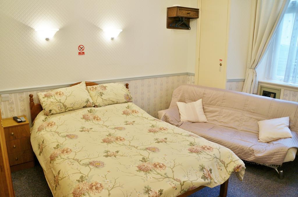 The Captain Guesthouse Scarborough Oda fotoğraf